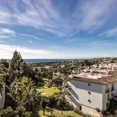 Magnificent In Calahonda Holiday home